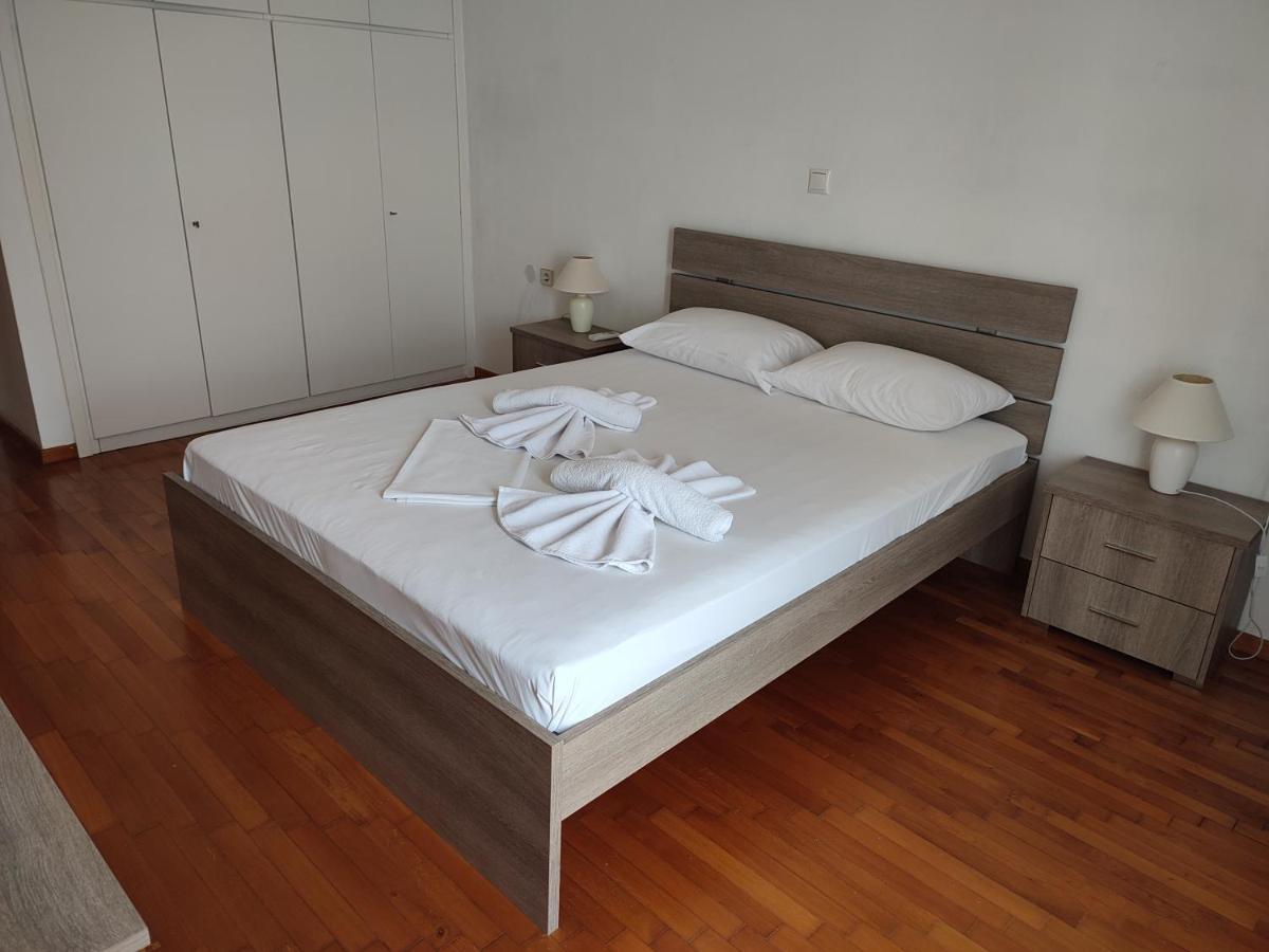 Thea Court Clio & Erato Apartments PalaiónTsiflíkion Exteriör bild